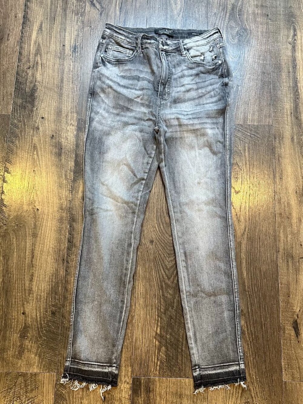 GUC Women's Judy Blue Gray Distressed Medium Wash Denim Jeans Cotton Blend, 11